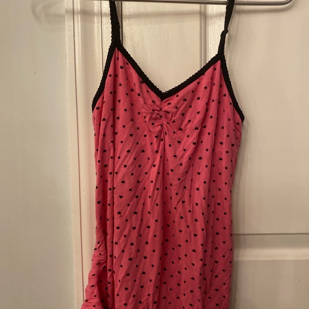 hot pink top